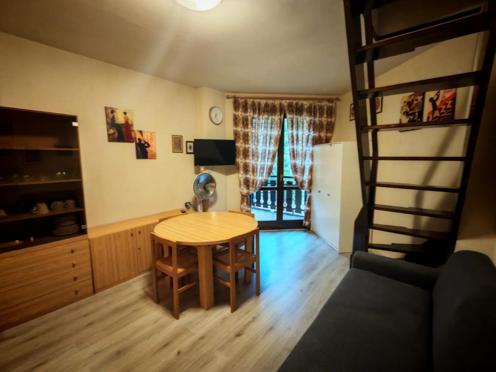 Апартаменти Presolana House Кастьоне-делла-Презолана Екстер'єр фото